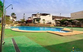 Cortijo La Jarana con piscina, parking, wifi